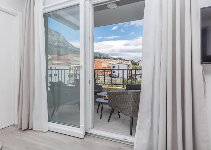 Nanna Appartement Makarska