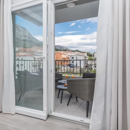 Nanna Apartamento Makarska