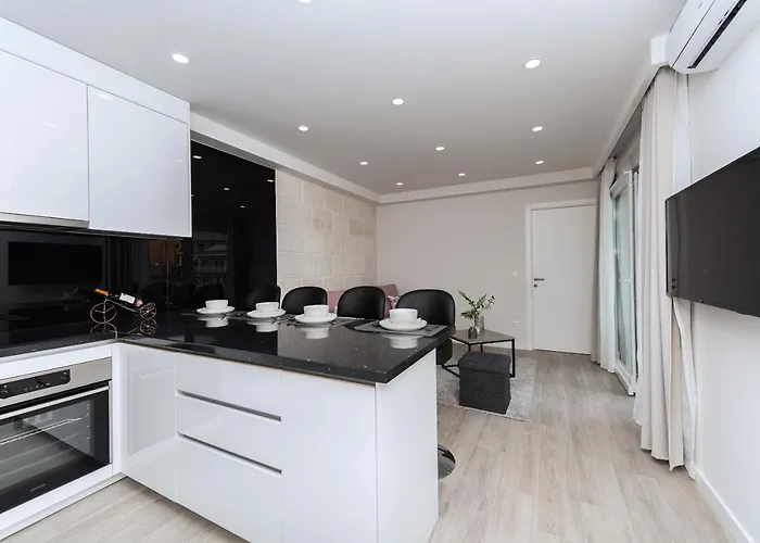 Nanna Apartamento Makarska